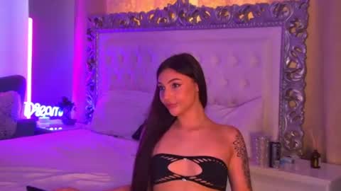 LexyBanks online show from July 9, 11:48 am