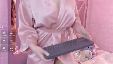 LEXY online show from August 9, 4:24 am