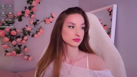 Lexy  online show from August 3, 9:55 pm