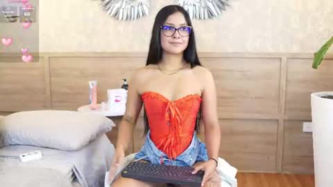 Lexy  online show from August 2, 5:20 pm