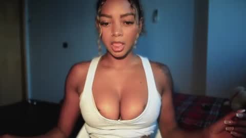 Lexy online show from August 8, 11:43 am