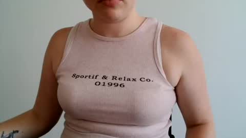 Leyla online show from August 5, 9:51 am