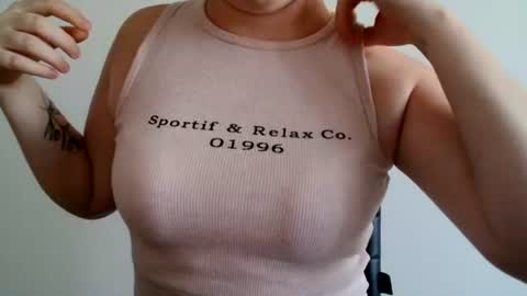 Leyla online show from August 5, 10:57 am