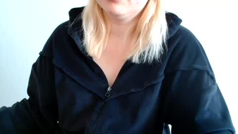 Leyla online show from August 14, 11:14 am