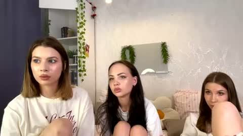 Leila online show from July 21, 11:18 pm