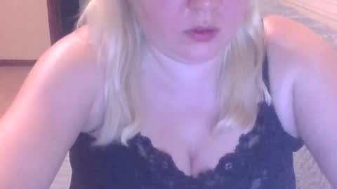 Leylisse online show from August 13, 5:38 pm