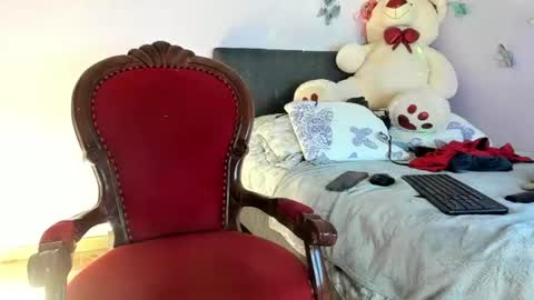 Leyna online show from August 15, 12:25 am