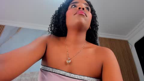 lia_16_ online show from September 3, 2:20 pm