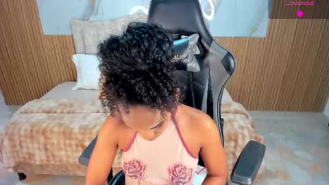 lia_16_ online show from September 8, 11:06 am