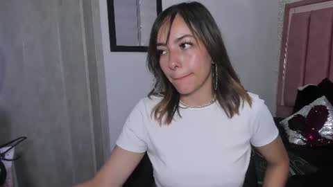 LIA MILLER online show from August 14, 10:35 pm