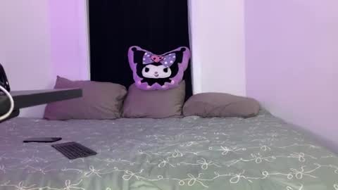 Lia Hernndez online show from August 7, 3:17 am