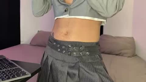 Lia Hernndez online show from August 15, 3:43 am