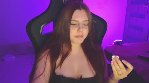 Lia online show from July 28, 6:47 pm