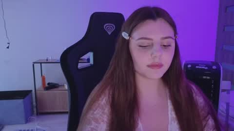 Lia online show from August 9, 4:41 pm
