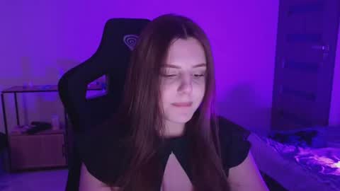 Lia online show from August 10, 7:04 pm
