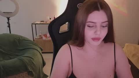 Lia online show from August 17, 2:44 pm