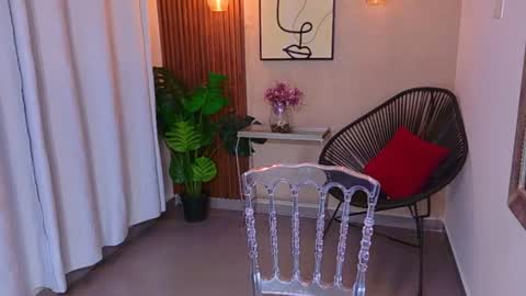 LIA online show from August 13, 12:57 am