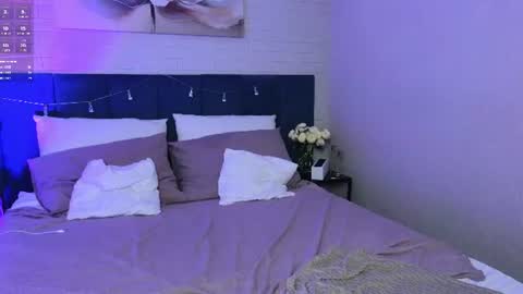 Lia 3 online show from August 11, 9:06 pm