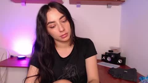   lia  online show from June 28, 4:48 am