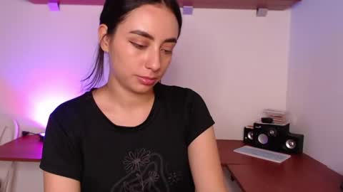   lia  online show from June 28, 5:54 am