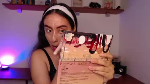   lia  online show from June 29, 3:32 am