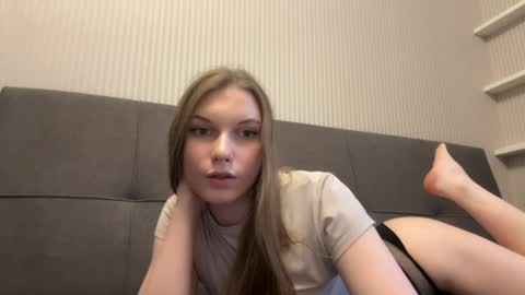 Julia online show from July 29, 6:26 pm
