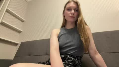 Julia online show from August 22, 5:30 pm