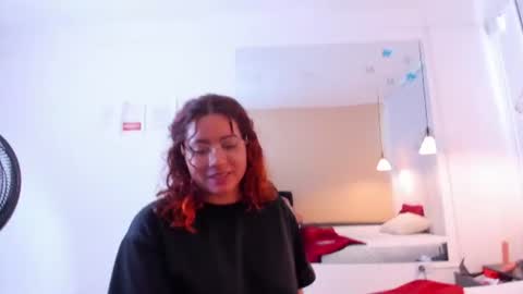 Lia Bell online show from August 7, 3:23 pm