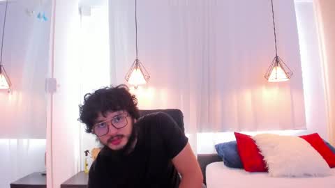 Lia Bell online show from August 14, 12:31 pm
