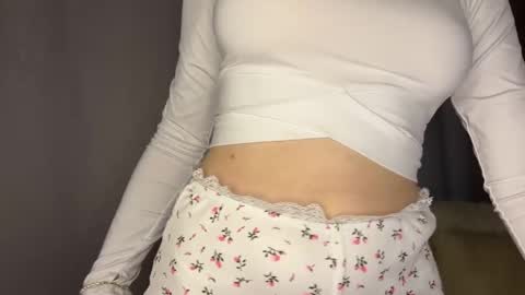 Lia online show from April 6, 7:34 am