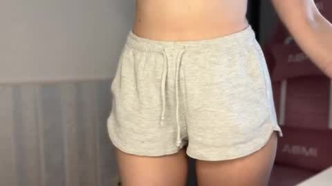 Lia online show from May 13, 4:29 pm