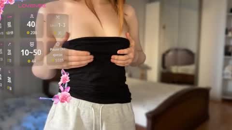 Lia online show from May 23, 5:32 am