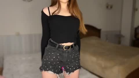 Lia online show from May 29, 12:07 pm