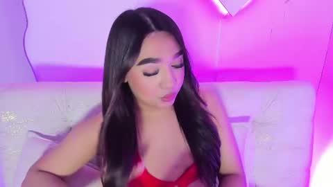 La  online show from August 25, 11:23 pm