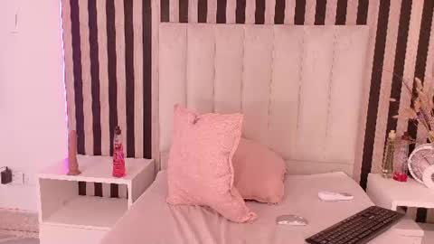 Lia online show from July 10, 7:58 am