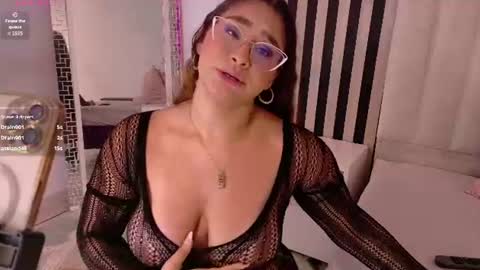 Lia online show from July 11, 9:26 am