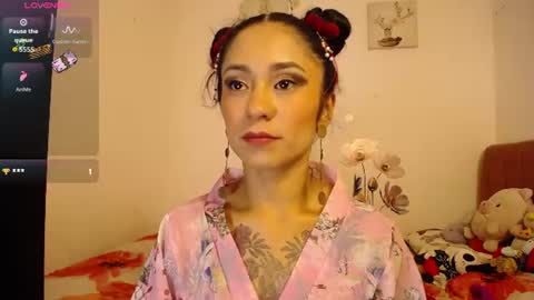 liahdiaz_ online show from July 24, 2:20 pm