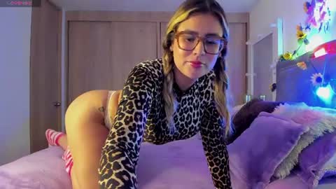 Lia online show from August 4, 1:35 am