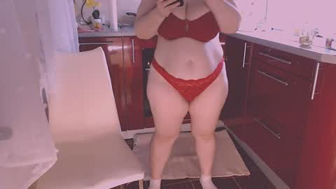 liahsofty online show from July 26, 8:14 pm