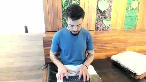 Liam  online show from August 8, 12:27 pm