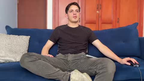 liam_enzho online show from July 25, 9:19 pm