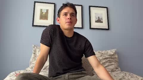 liam_enzho online show from August 9, 6:09 pm