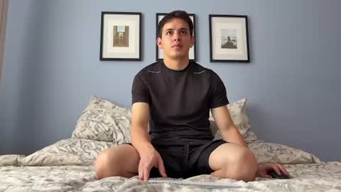 liam_enzho online show from August 11, 5:26 pm