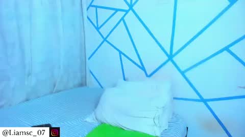Liam scott77 online show from August 6, 4:28 pm