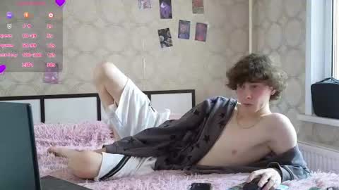 liam_wins online show from July 31, 6:30 am