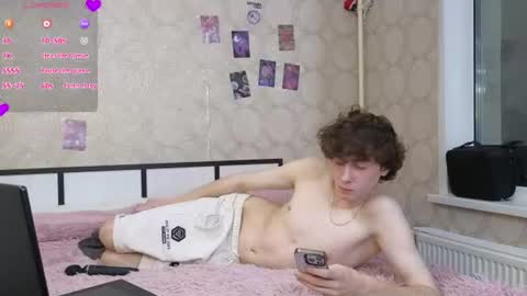 liam_wins online show from July 31, 9:09 pm