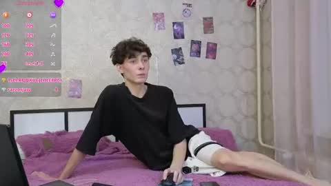 liam_wins online show from August 8, 7:47 pm