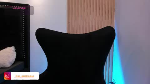 liam online show from August 8, 5:07 am