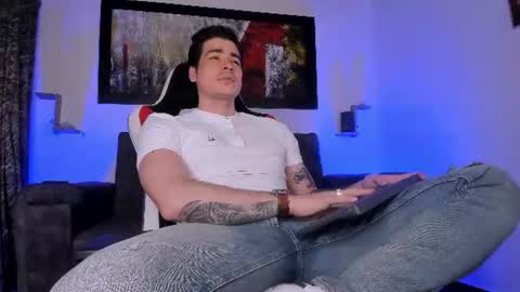 liamwyatt_ online show from June 28, 3:31 am