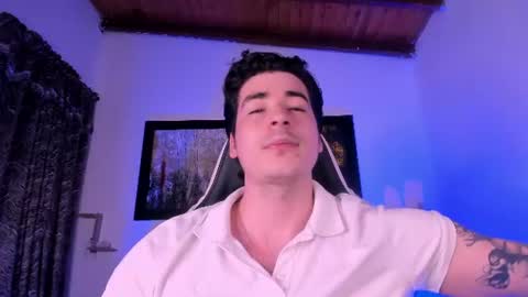 liamwyatt_ online show from July 4, 6:04 am